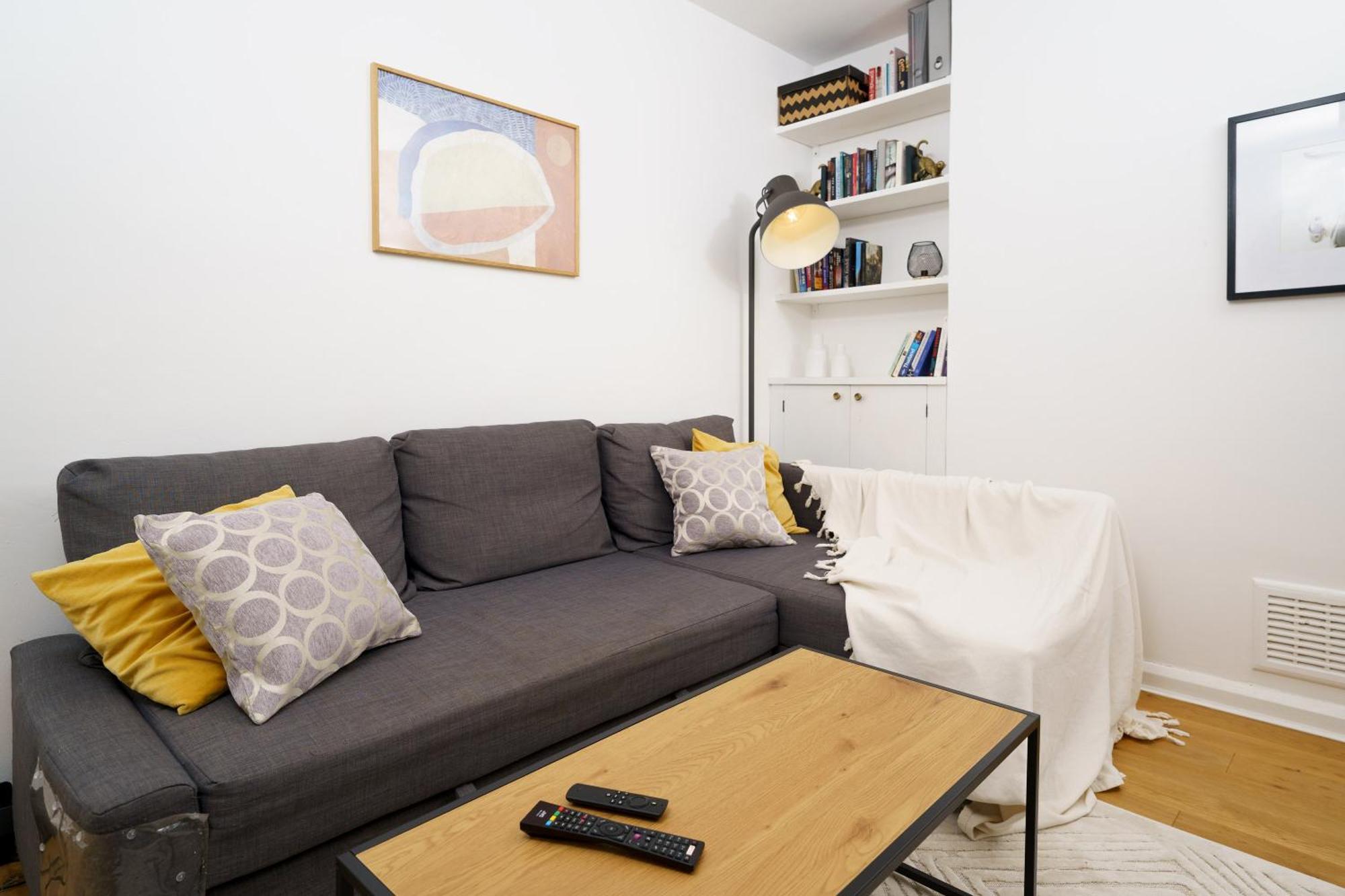 Lovely Apartment In Victoria Park Village London Exterior foto