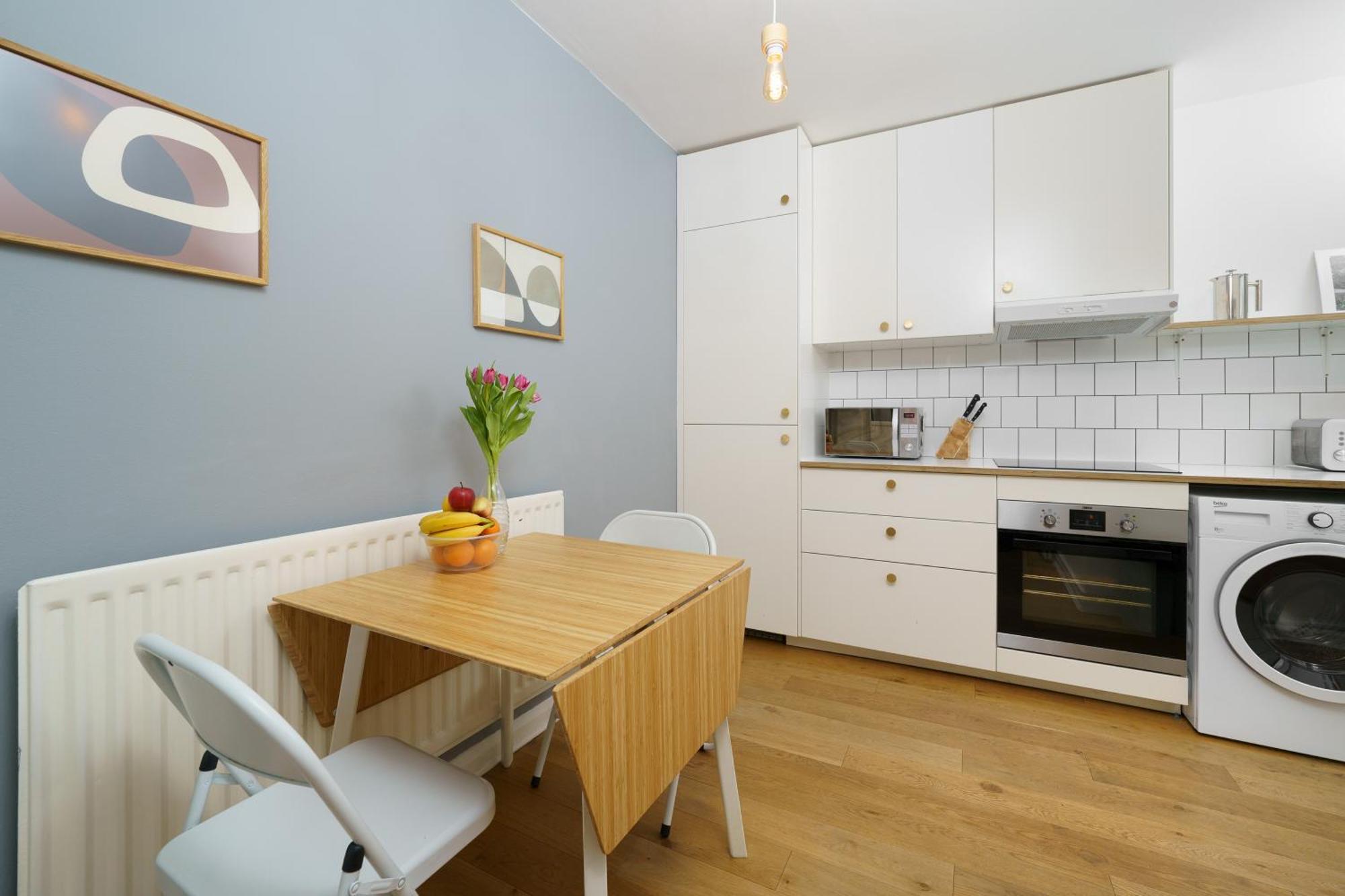 Lovely Apartment In Victoria Park Village London Exterior foto